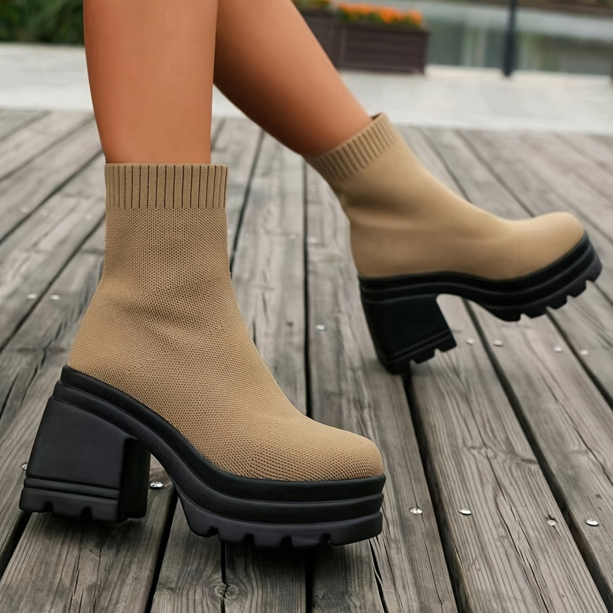 Chic and Comfortable Women's Breathable Knit Boots: Slip-On, Solid Color Flat Platform for Everyday Style