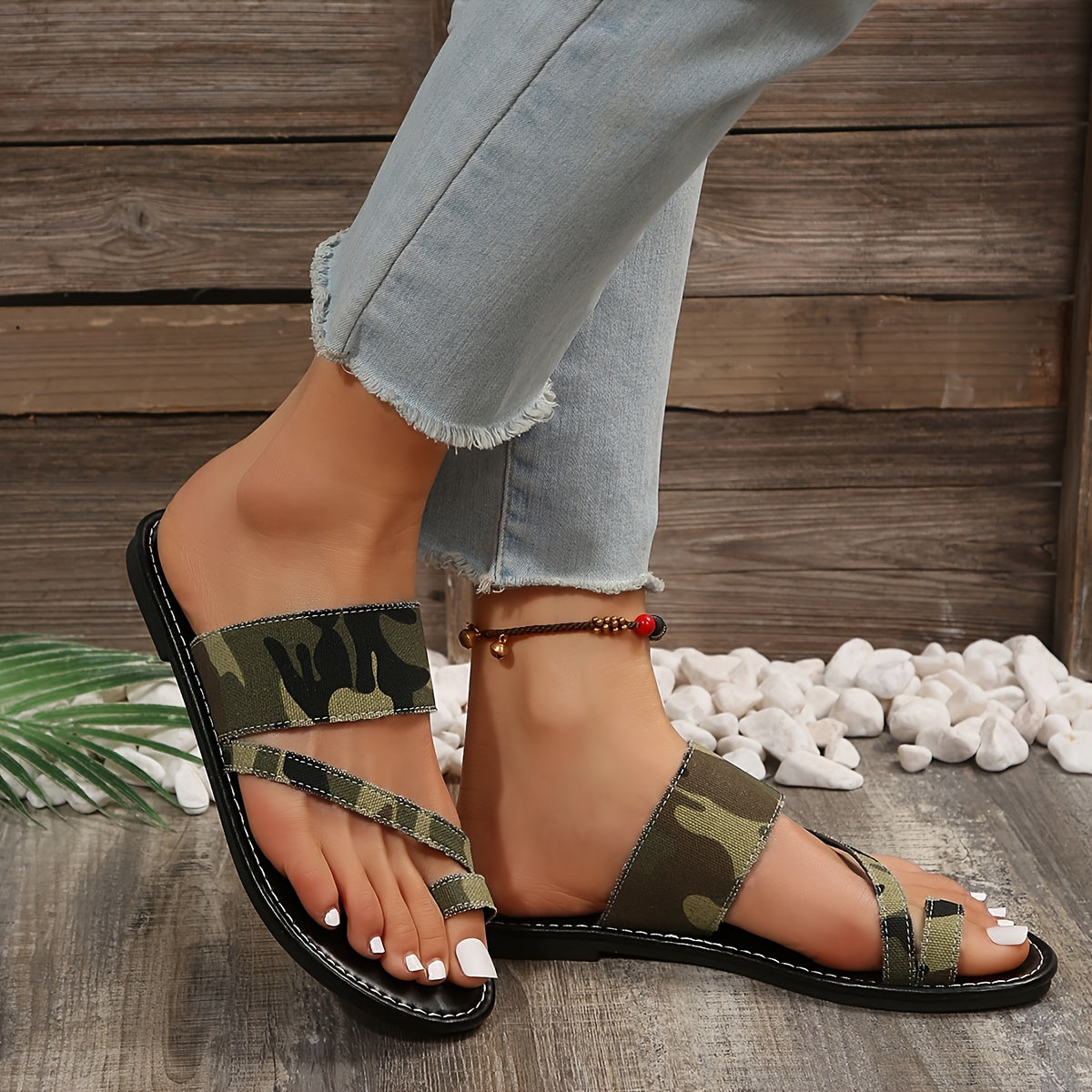 Women's Camouflage Print Slide Sandals, Casual Loop Toe Flat Summer Shoes, Lightweight Beach Slide Sandals